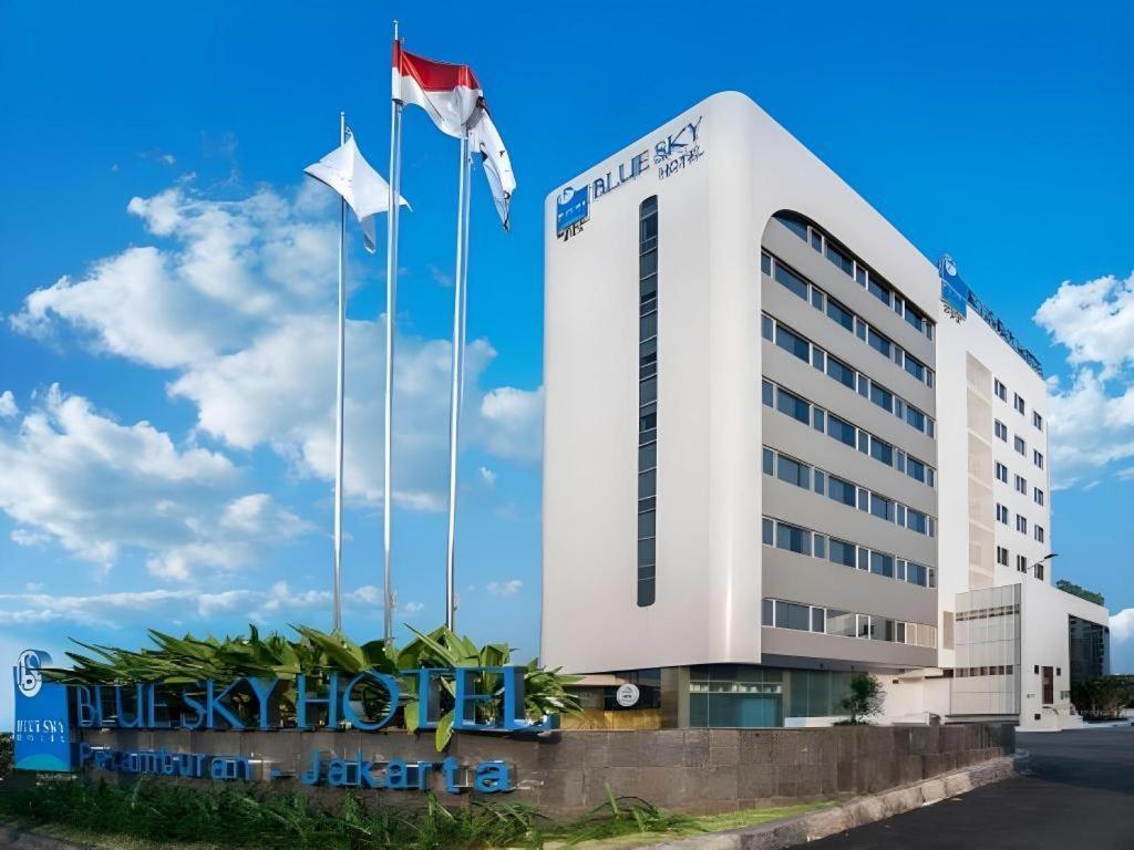 Blue Sky Hotel Petamburan Джакарта Екстериор снимка